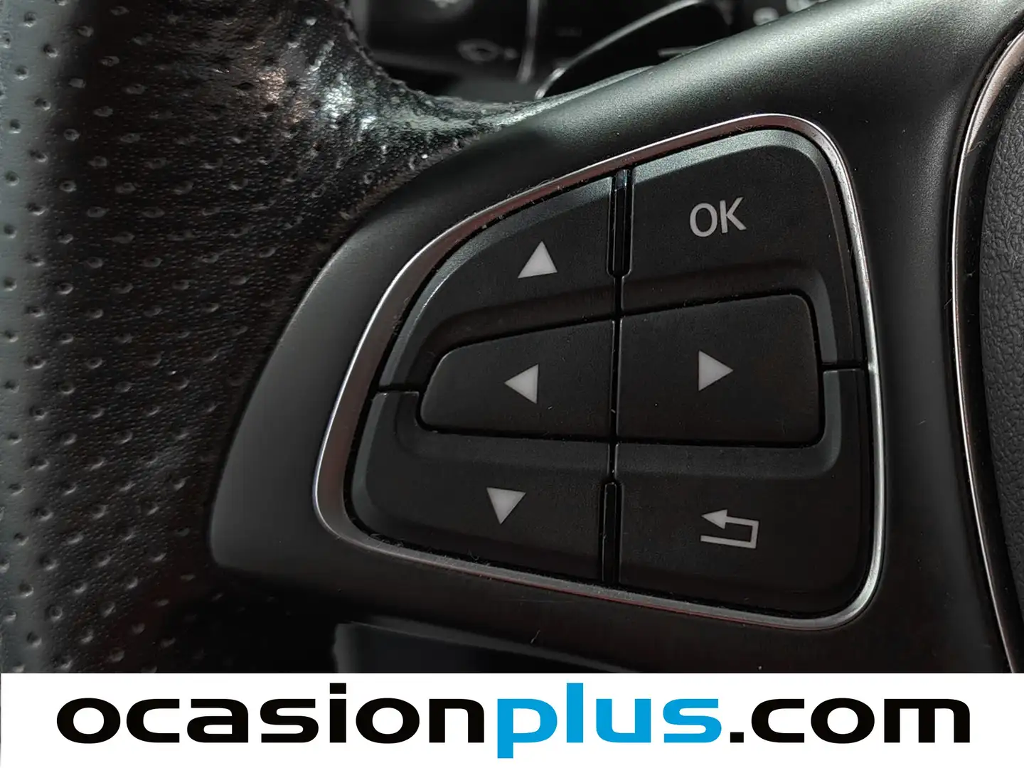 Foto Mercedes GLA Mercedes-Benz GLA GLA 180 (122 CV) Pack AMG