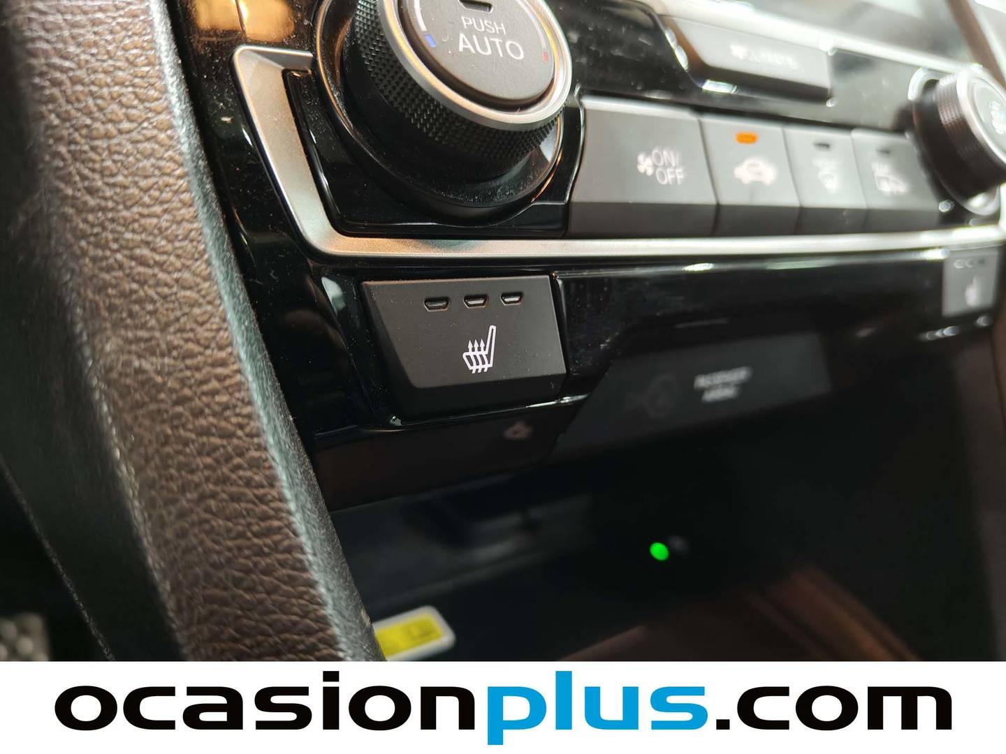 Foto Honda Civic Honda Civic 1.5 I-VTEC Sedan Executive CVT  (182 CV)