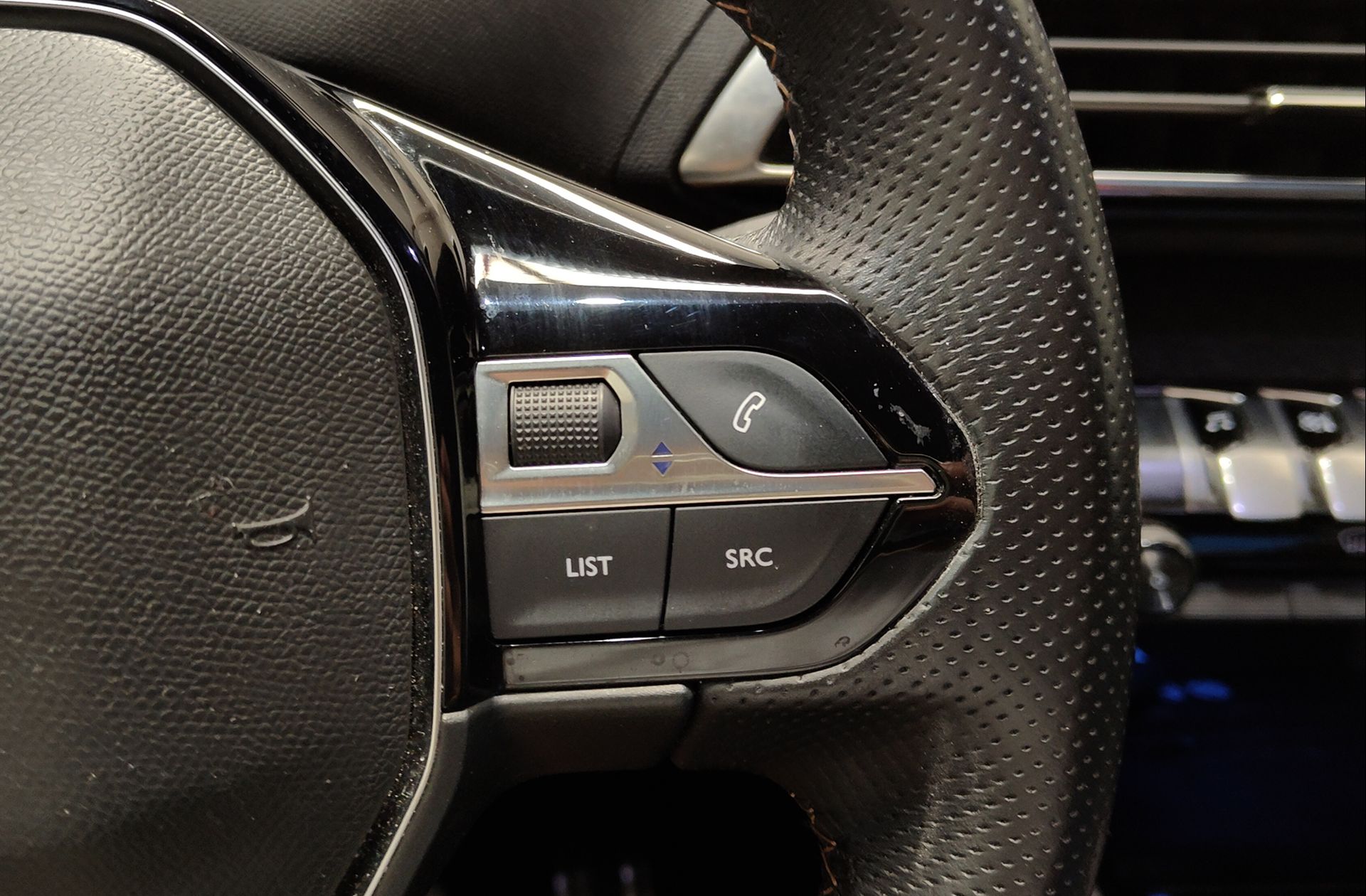 Peugeot 3008 BlueHDi 130 GT Line - foto 33