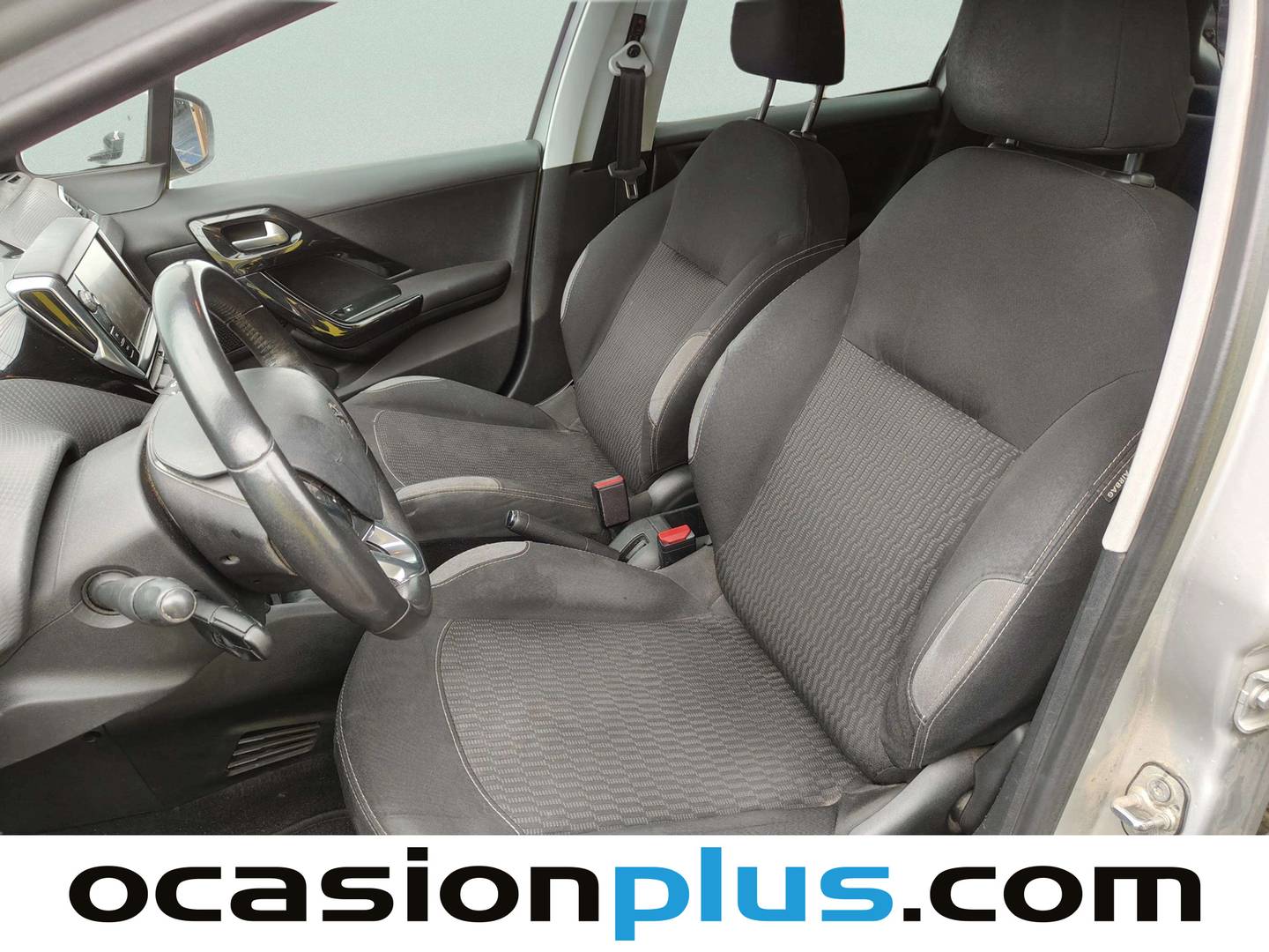 Foto asientos delanteros Peugeot 208 Peugeot 208 1.2L PureTech Style (82 CV)