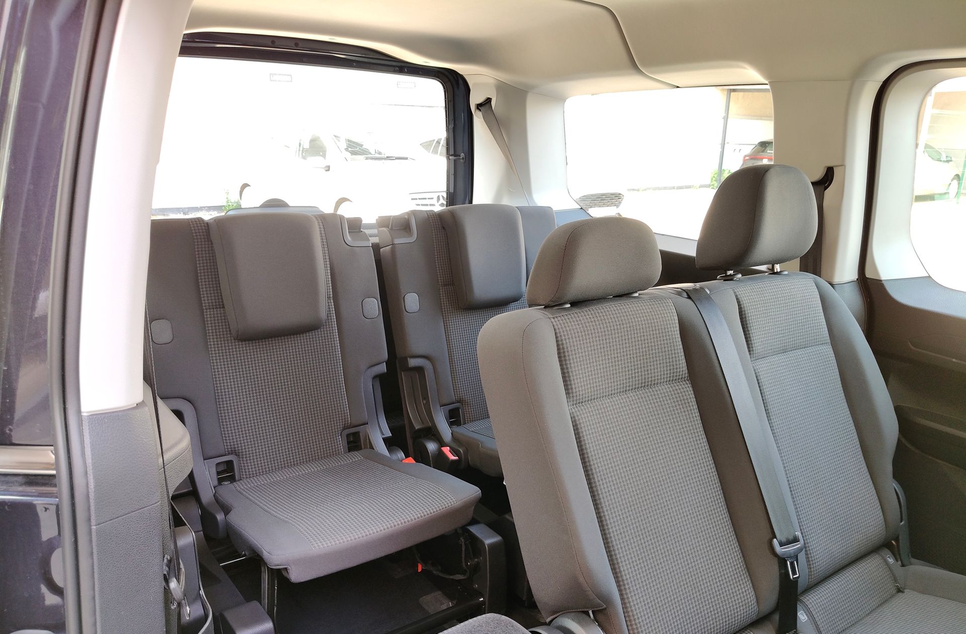 Volkswagen Caddy Maxi Origin 2.0 TDI - foto 16