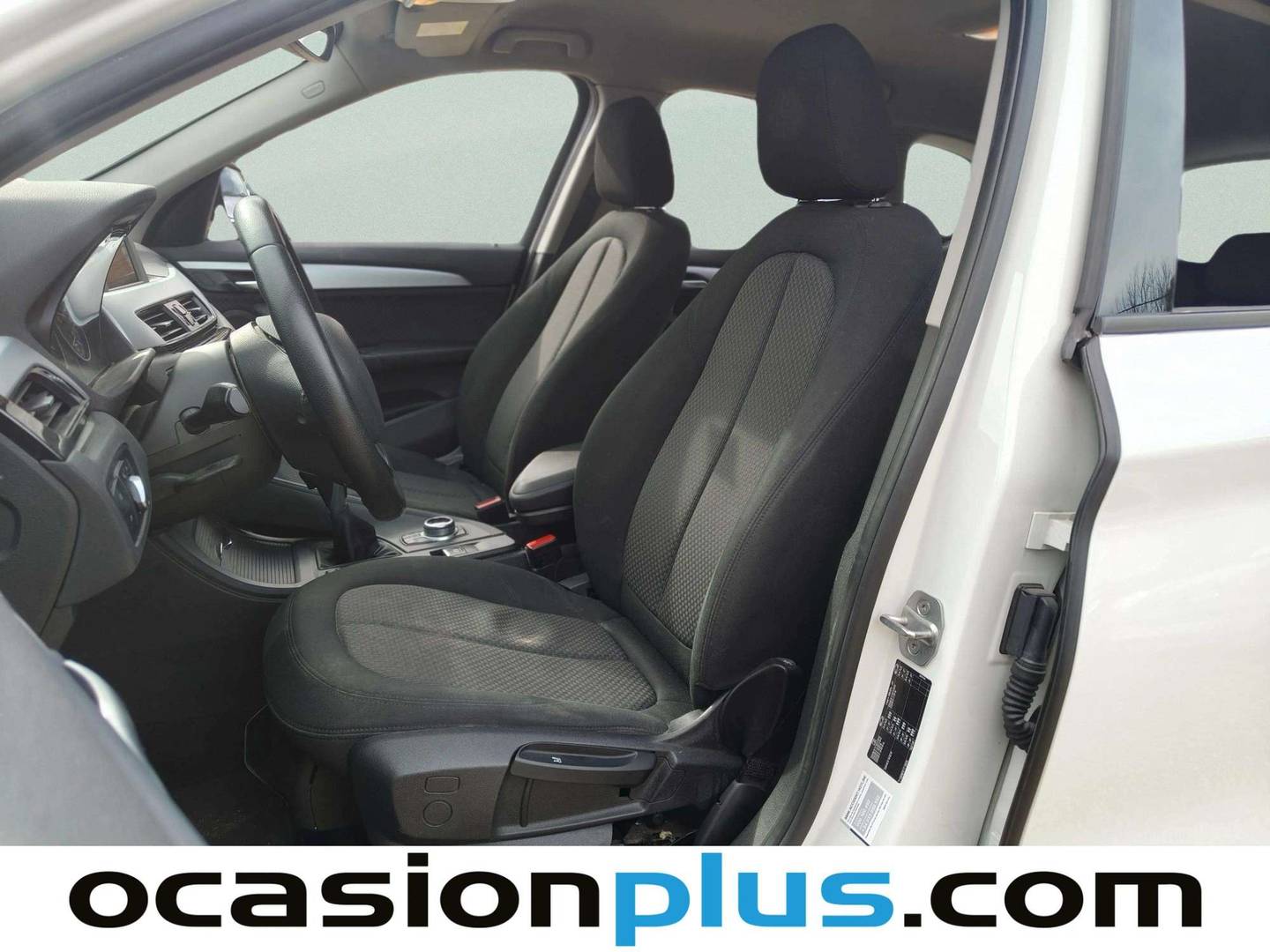 Foto BMW X1 BMW X1 sDrive18d  (150 CV)