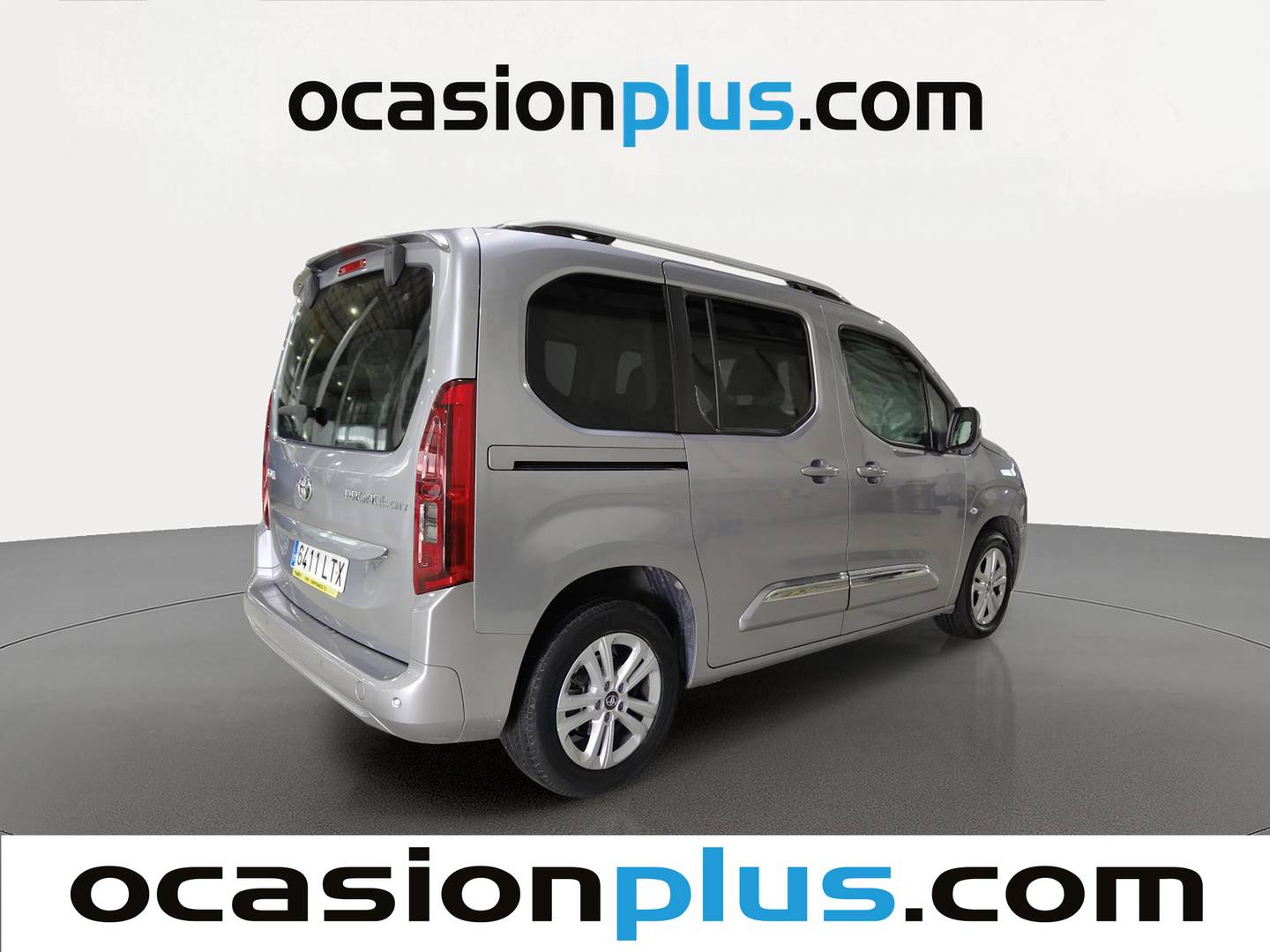 Foto trasera Toyota Proace City Verso Toyota Proace City Verso 1.2 Family Active L1 (110 CV) derecha