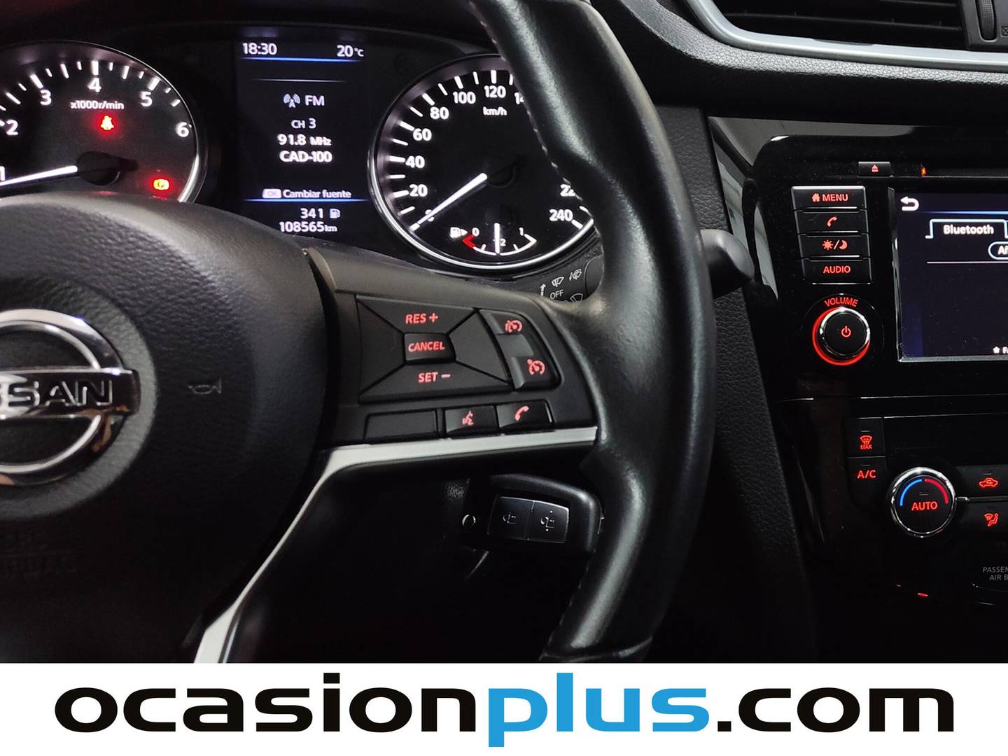 Foto Nissan QASHQAI Nissan Qashqai DIG-T 140 Acenta 4x2 103 kW (140 CV)