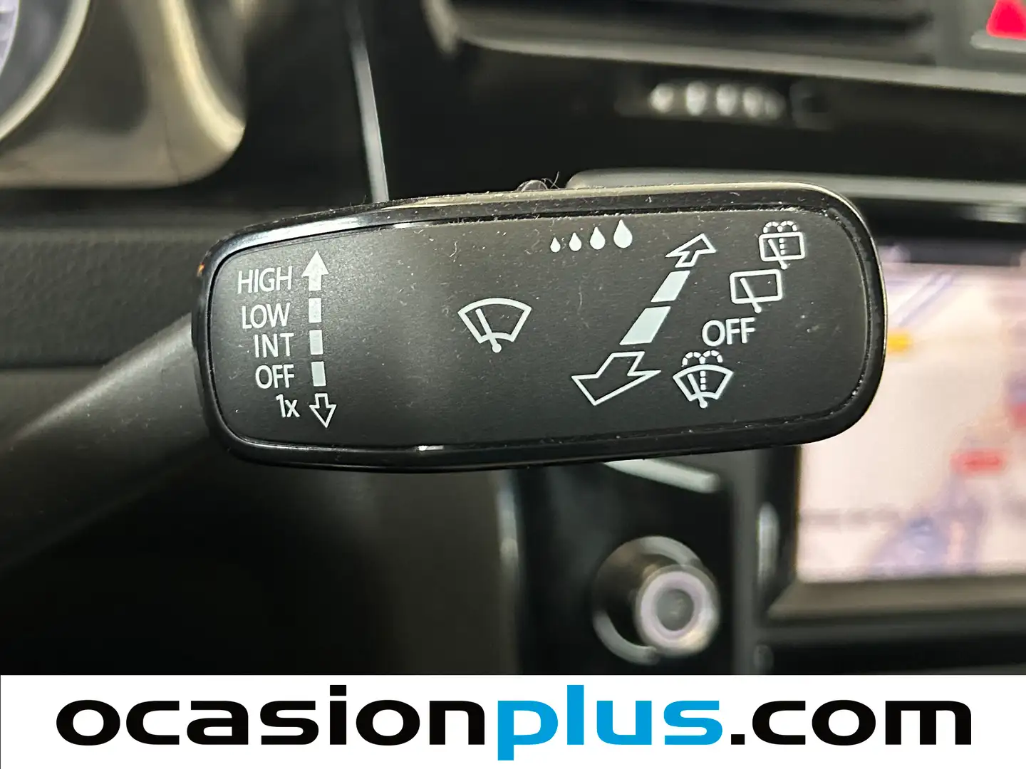 Foto Volkswagen Golf Volkswagen Golf Sport 1.4 TSI BMT 140 ACT Tech (140 CV) DSG Pack R-Line