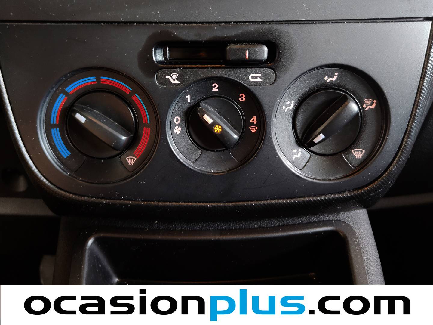 Equipamiento del Fiat Fiorino Fiat Fiorino Combi 1.3 Multijet SX N1 (80 CV)