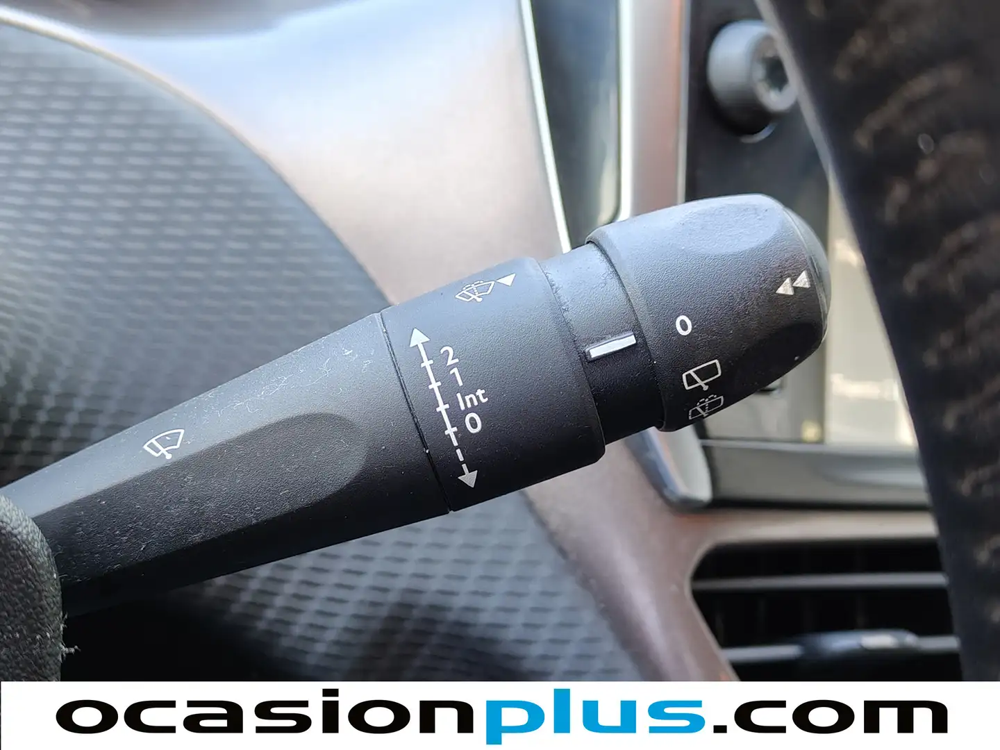 Foto Peugeot 2008 Peugeot 2008 VTI 82 Active (82 CV)