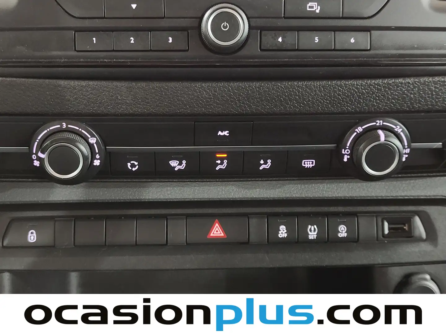 Foto Peugeot Expert Peugeot Expert BlueHDi 100 S&S Compact  (102 CV)