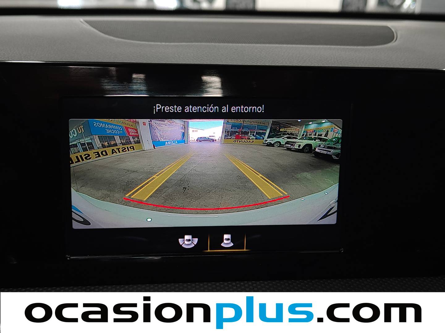 Equipamiento del Mercedes Clase A Mercedes Clase A 250 e (218 CV)
