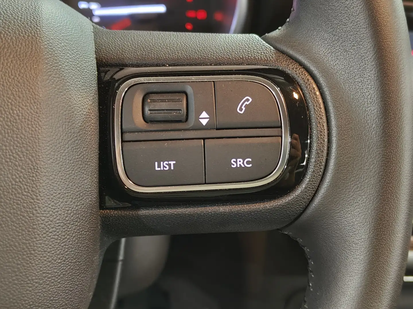 Foto Citroën C3 Aircross Citroen C3 Aircross PureTech 110 S&S Shine (110 CV)