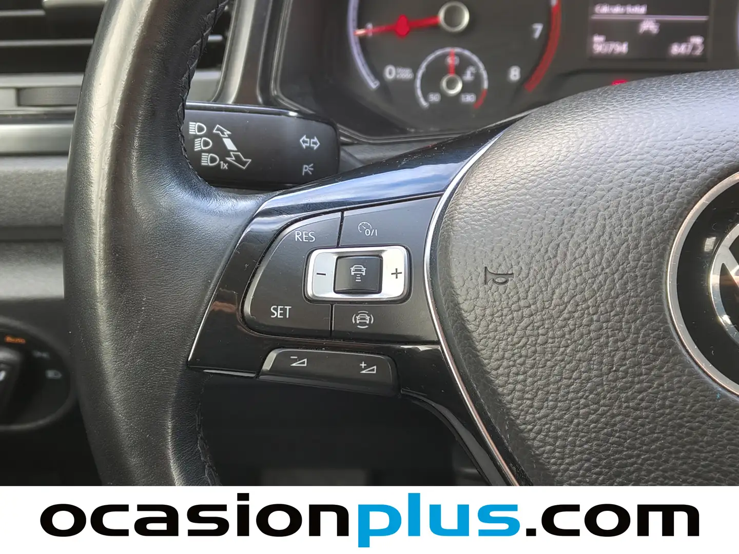 Foto Volkswagen T-Roc Volkswagen T-Roc Edition 1.0 TSI (110 CV)