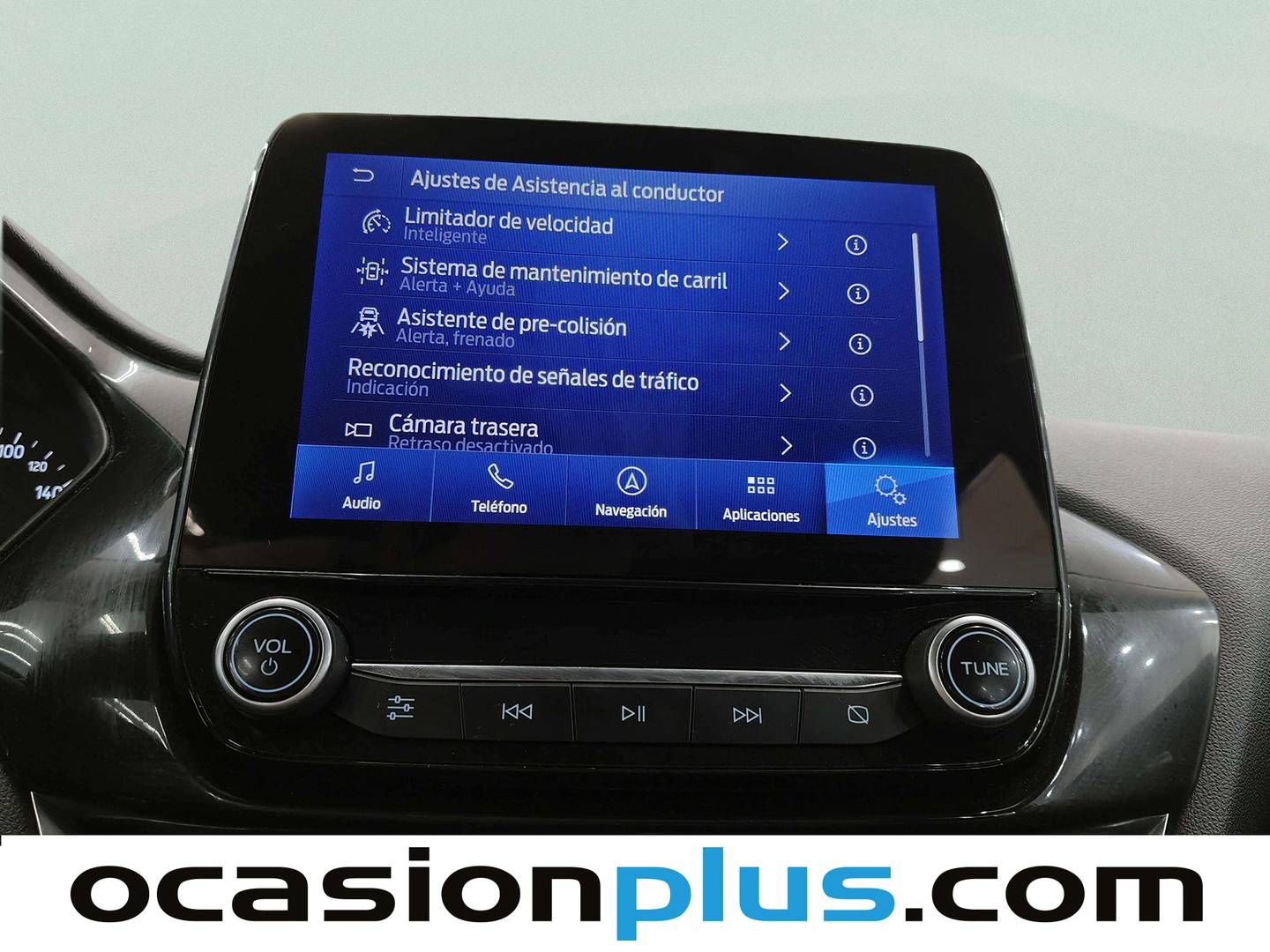 Foto Ford Puma Ford Puma 1.0 EcoBoost MHEV Titanium Design (125 CV)