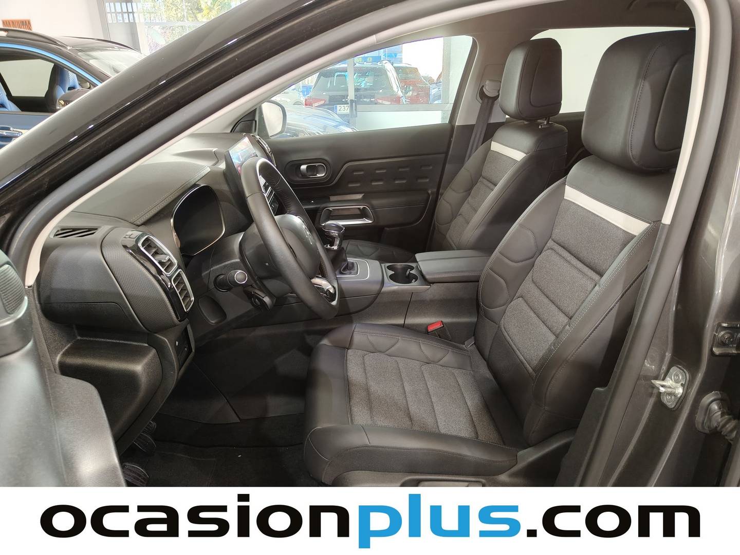 Foto Citroën C5 Aircross Citroen C5 Aircross PureTech 130 S&S Plus (131 CV)