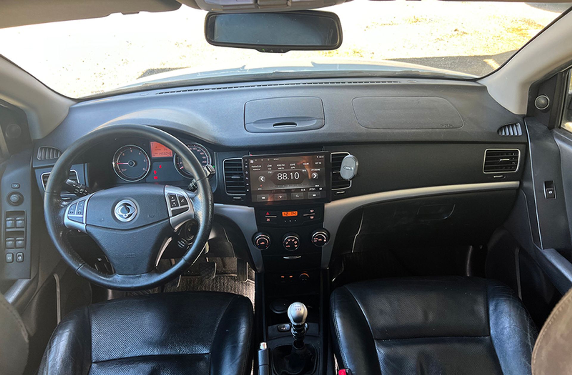 SsangYong Korando D20T Limited 4x2 - foto 6
