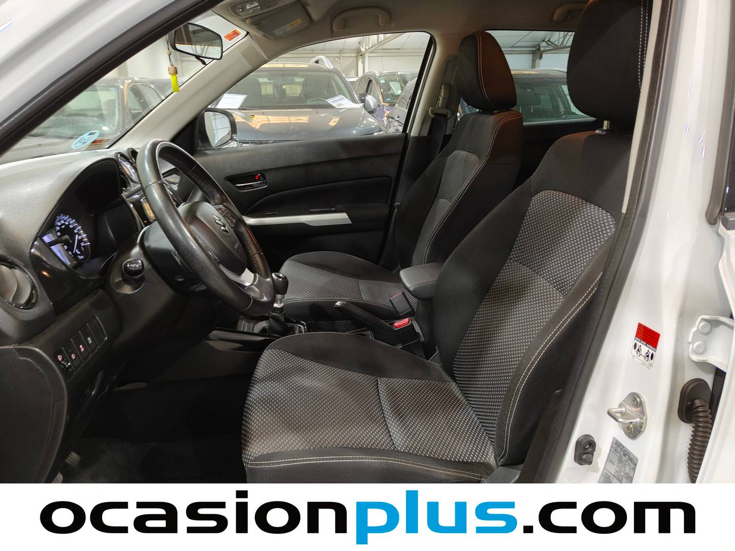 Foto asientos delanteros Suzuki Vitara Suzuki Vitara 1.6 DDiS GLE (120 CV)