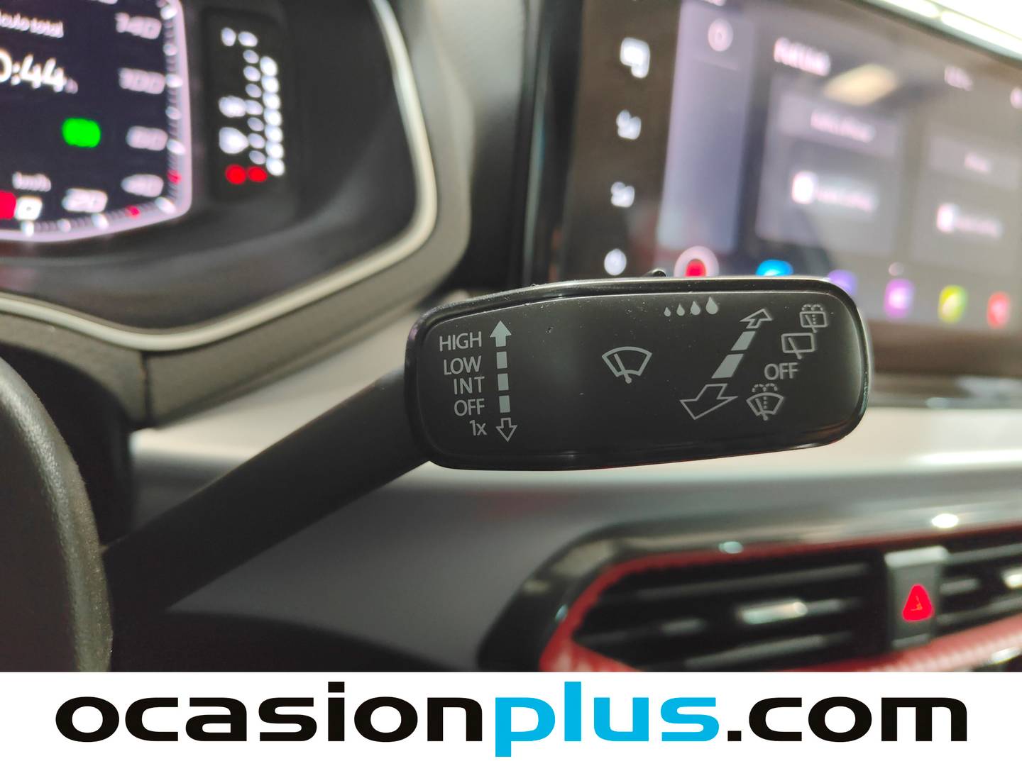 Foto Seat Arona SEAT Arona 1.5 TSI S&S FR XL DSG  (150 CV)