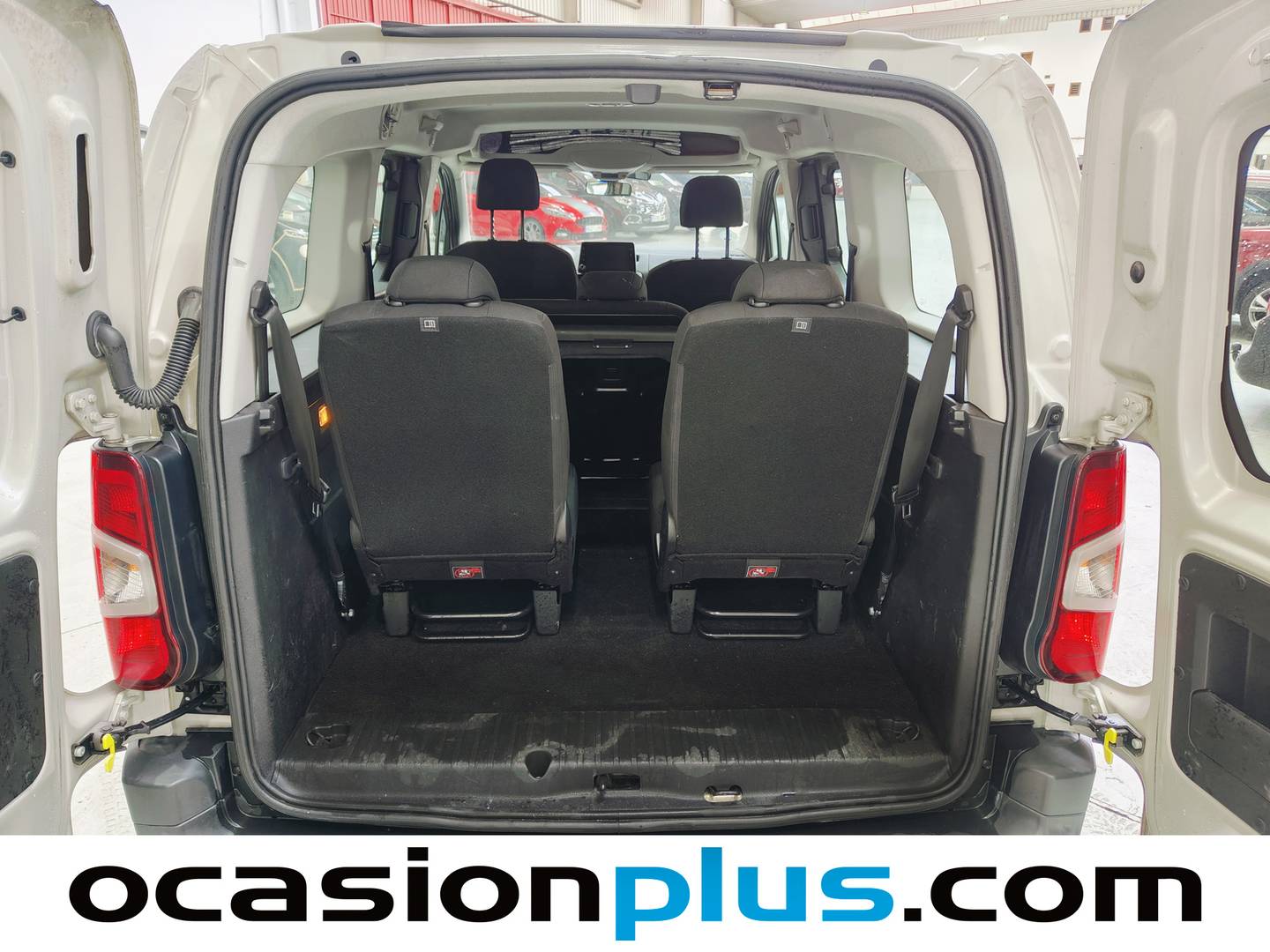 Fotos maletero Citroën Berlingo Citroën Berlingo BlueHDi 130 Talla XL Feel (130 CV) 7 PLAZAS