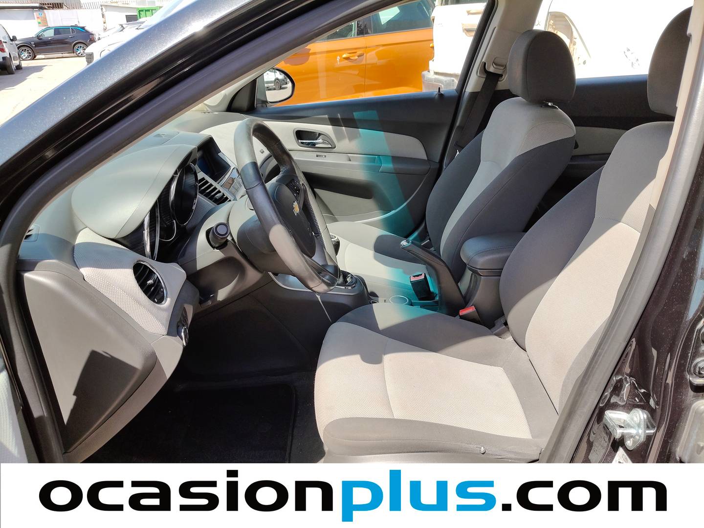 Foto asientos delanteros Chevrolet Cruze Chevrolet Cruze 2.0 VCDI 16V LT (150 CV)
