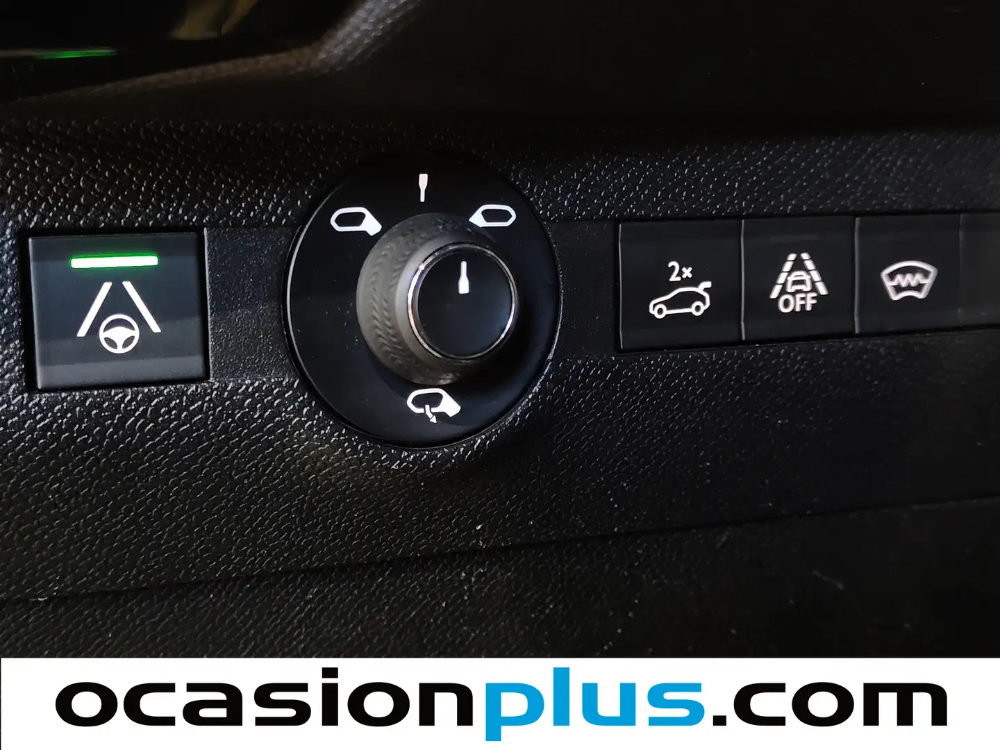 Foto DS DS 7 Crossback DS DS7 Crossback BlueHDi 130 Performance Line Auto (130 CV)