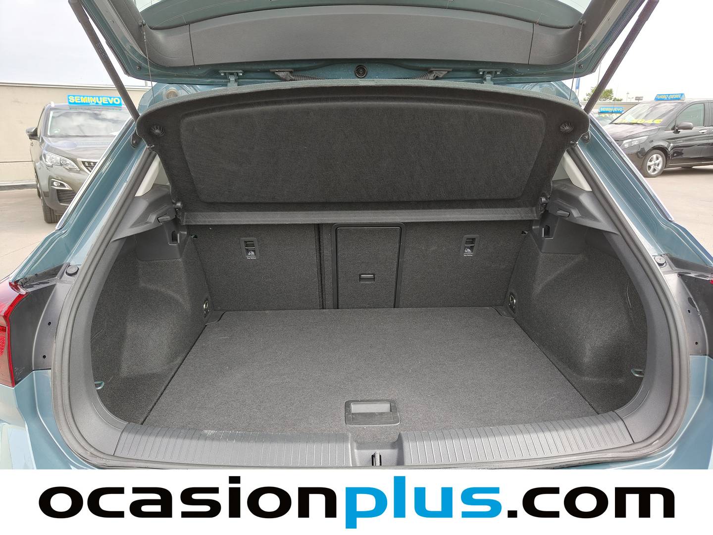 Fotos maletero Volkswagen T-Roc Volkswagen T-Roc Life 2.0 TDI (150 CV) DSG