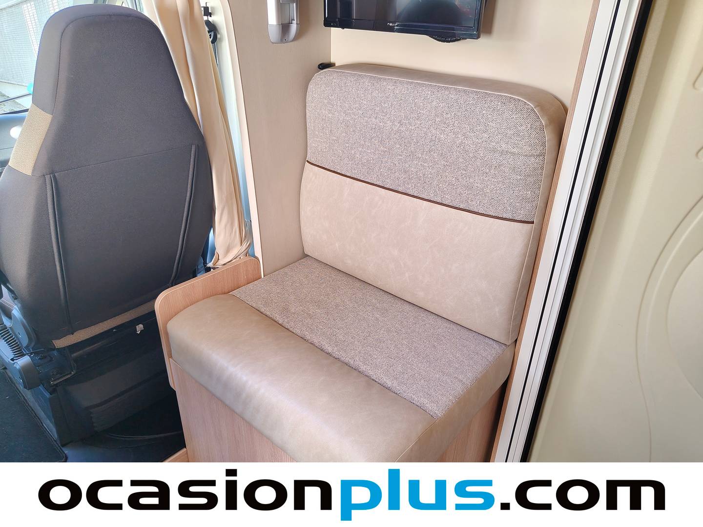 PLA H395 PLA H395 (130 CV) 2 Plazas 130cv