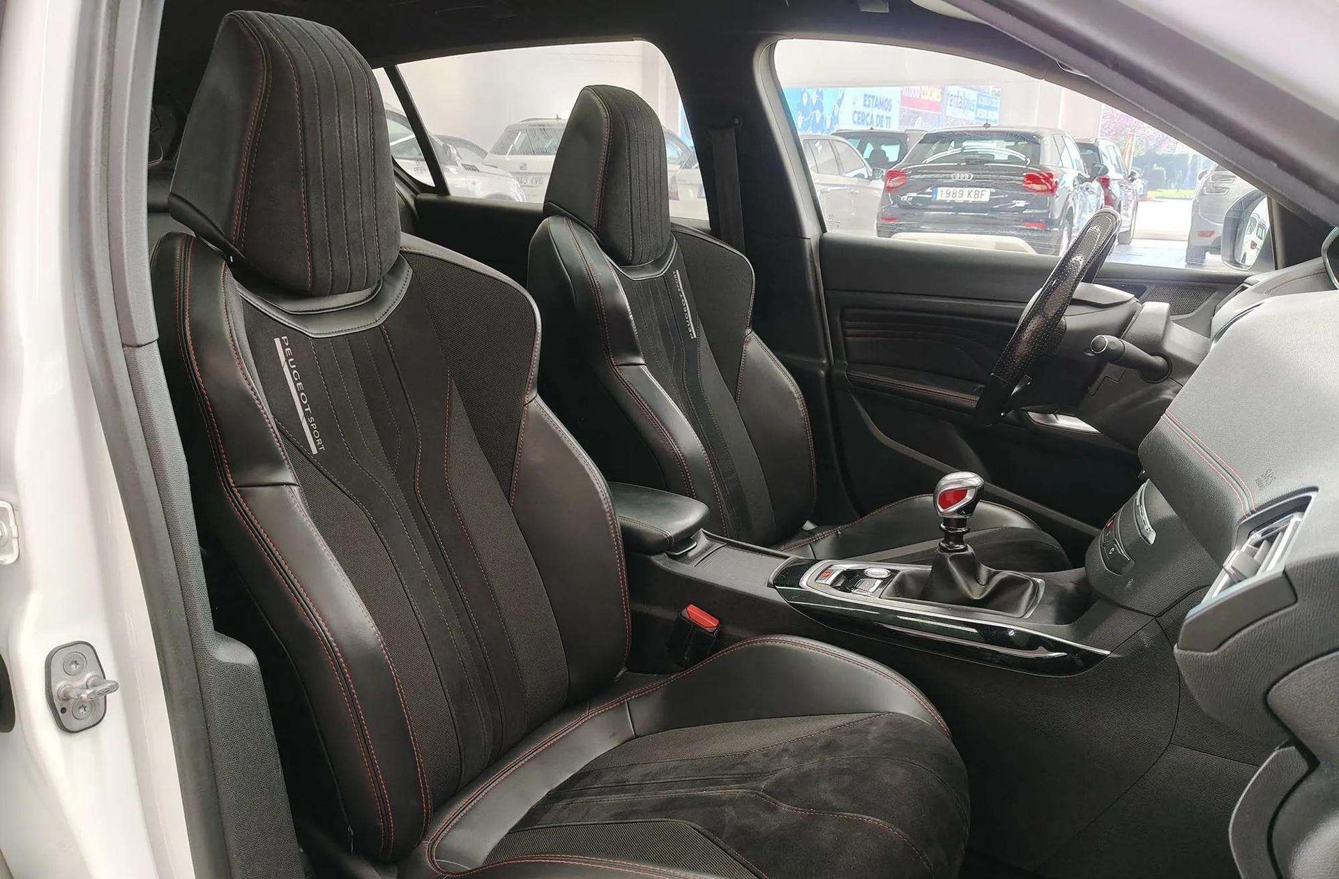 Peugeot 308 1.6 GTI - foto 24