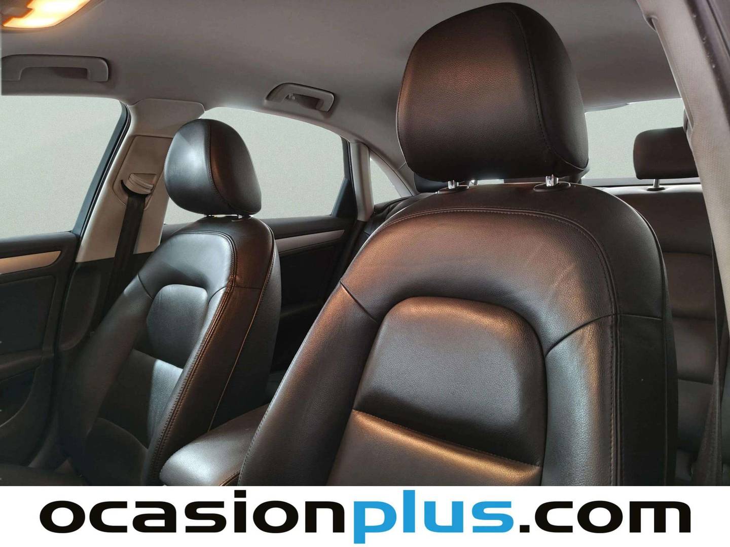 Extras y acabados del Audi A4 Audi A4 2.0 TDI DPF (143 CV)