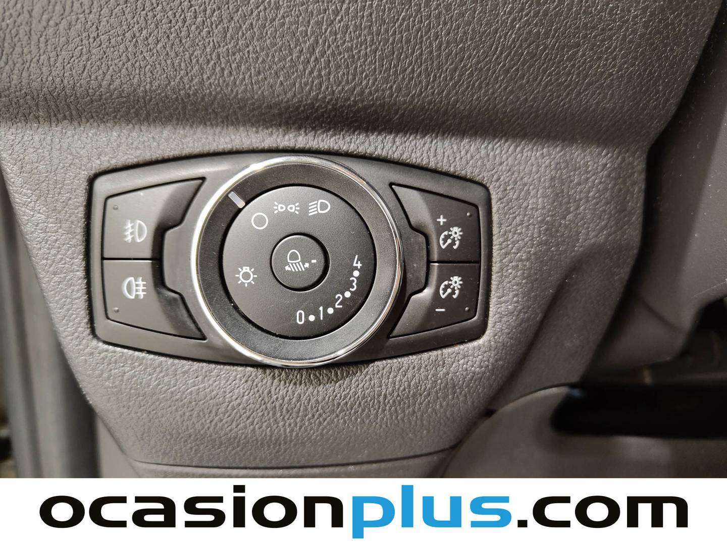Ford Tourneo Courier Ford Tourneo Courier 1.0 EcoBoost Ambiente (100 CV) de segunda mano