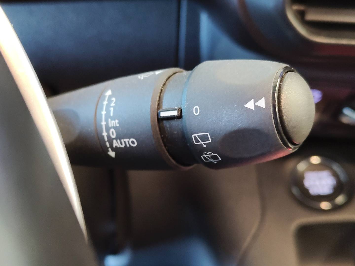 Foto Peugeot Rifter Peugeot Rifter BlueHDi 130 GT Business Standard (130 CV)