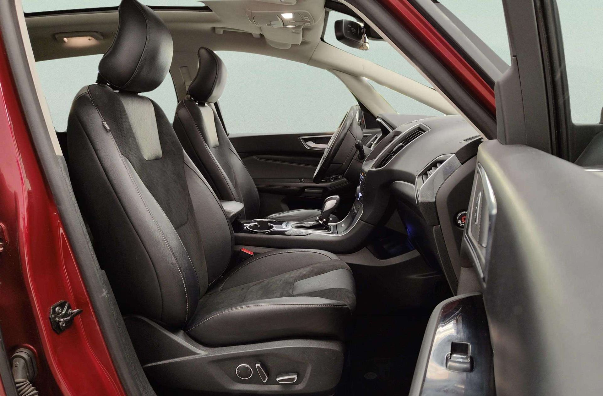 Ford S-Max 2.0 TDCi Titanium PowerShift - foto 23