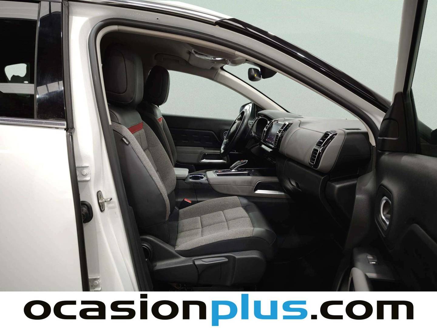 Foto Citroën C5 Aircross Citroen C5 Aircross PureTech 130 S&S C Series EAT8 (131 CV)