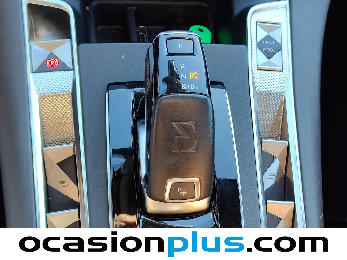 Foto DS DS 7 Crossback E-Tense DS DS7 Crossback E-Tense 300 Grand Chic 4WD Auto (300 CV)