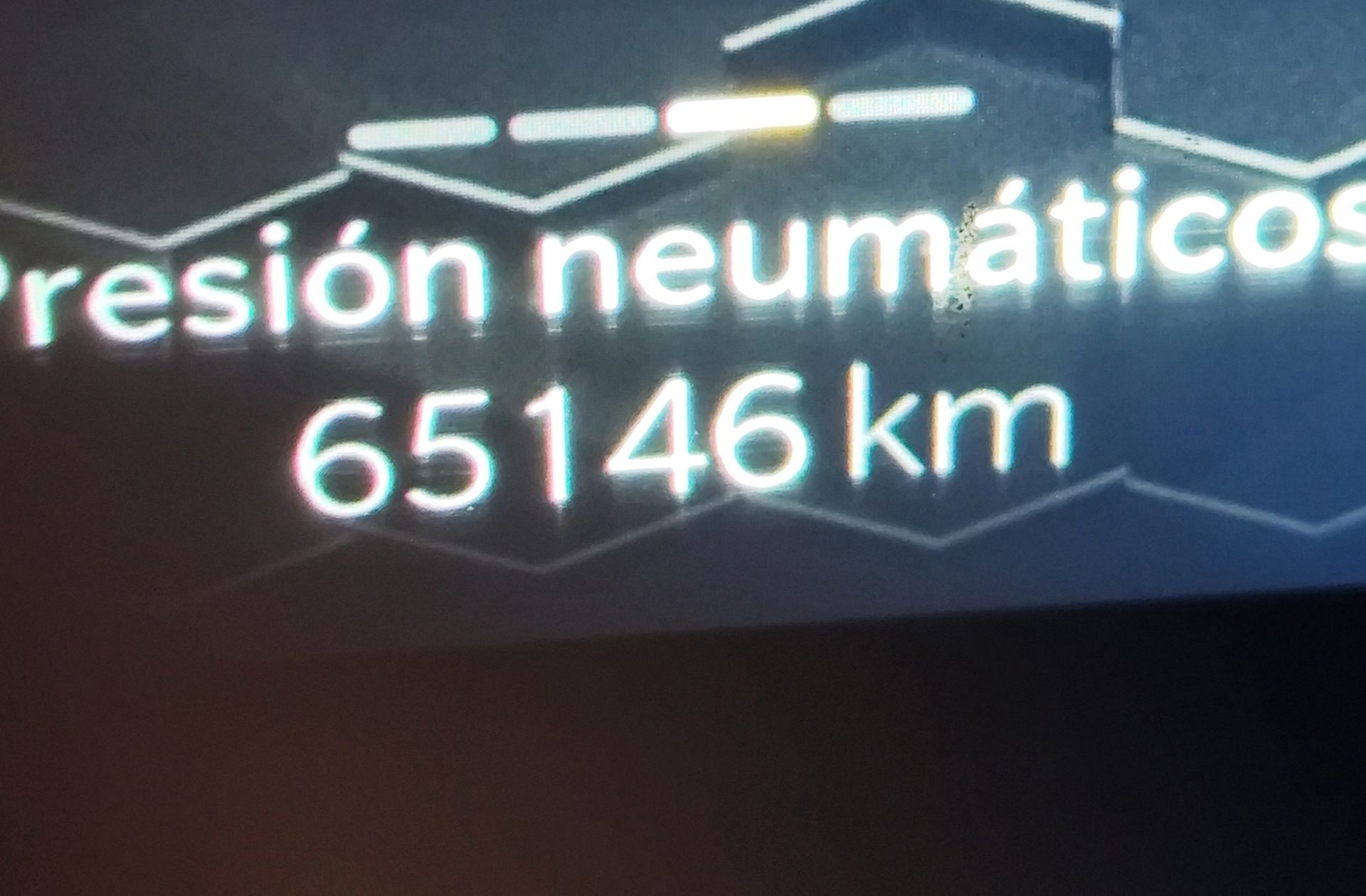 Jeep Compass eHybrid 1.5 MHEV Longitude DCT - foto 8