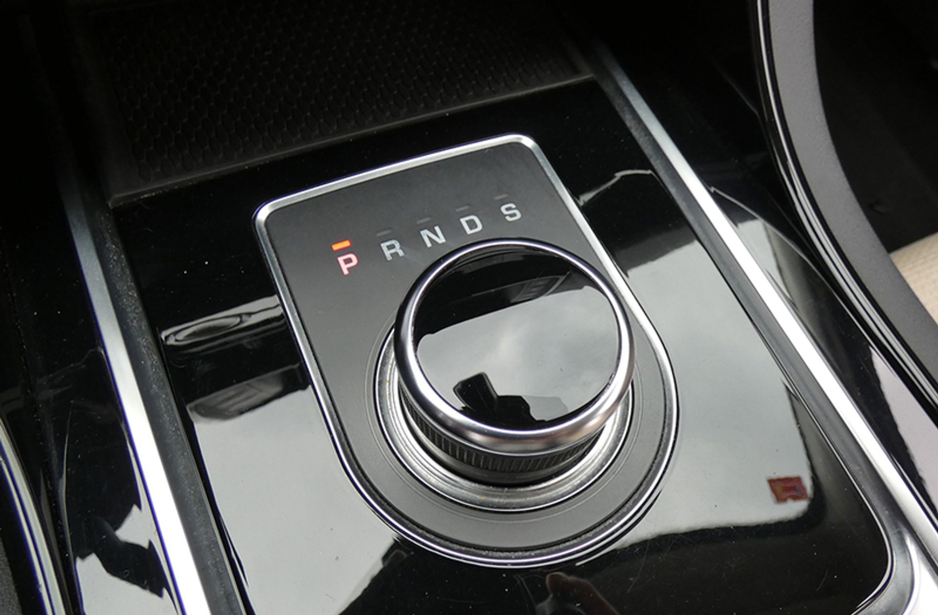 Jaguar XE 2.0 Diesel Pure RWD - foto 5