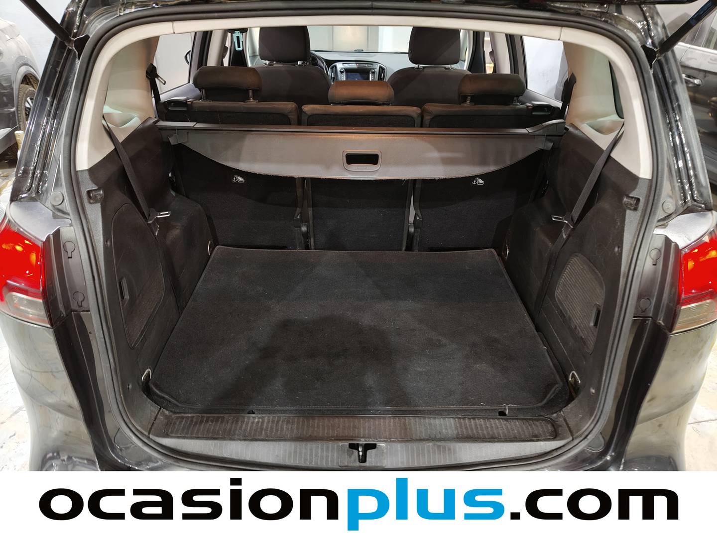 Foto asientos delanteros Opel Zafira Opel Zafira 1.4 Turbo S&S Selective (140 CV)