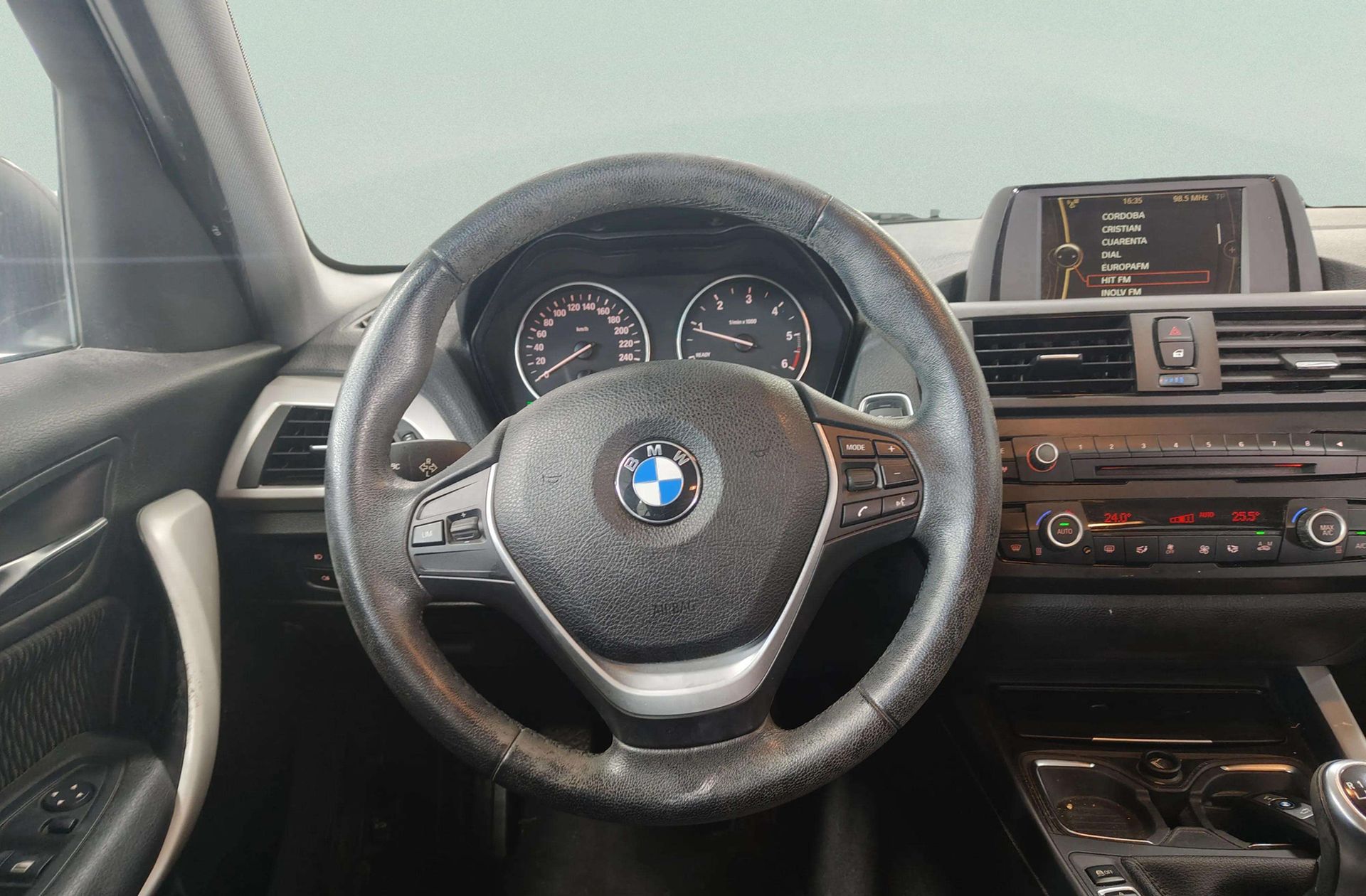 BMW Serie 1 116d - foto 18