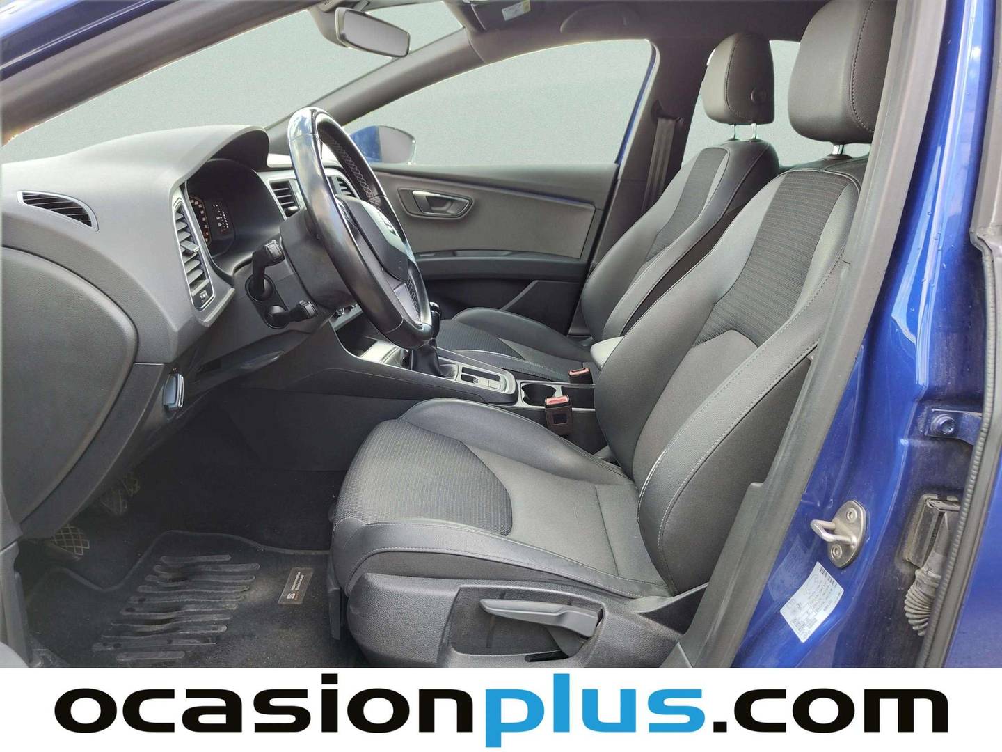 Foto asientos delanteros Seat León Seat León 1.5 TSI Xcellence Edition Plus (130 CV)