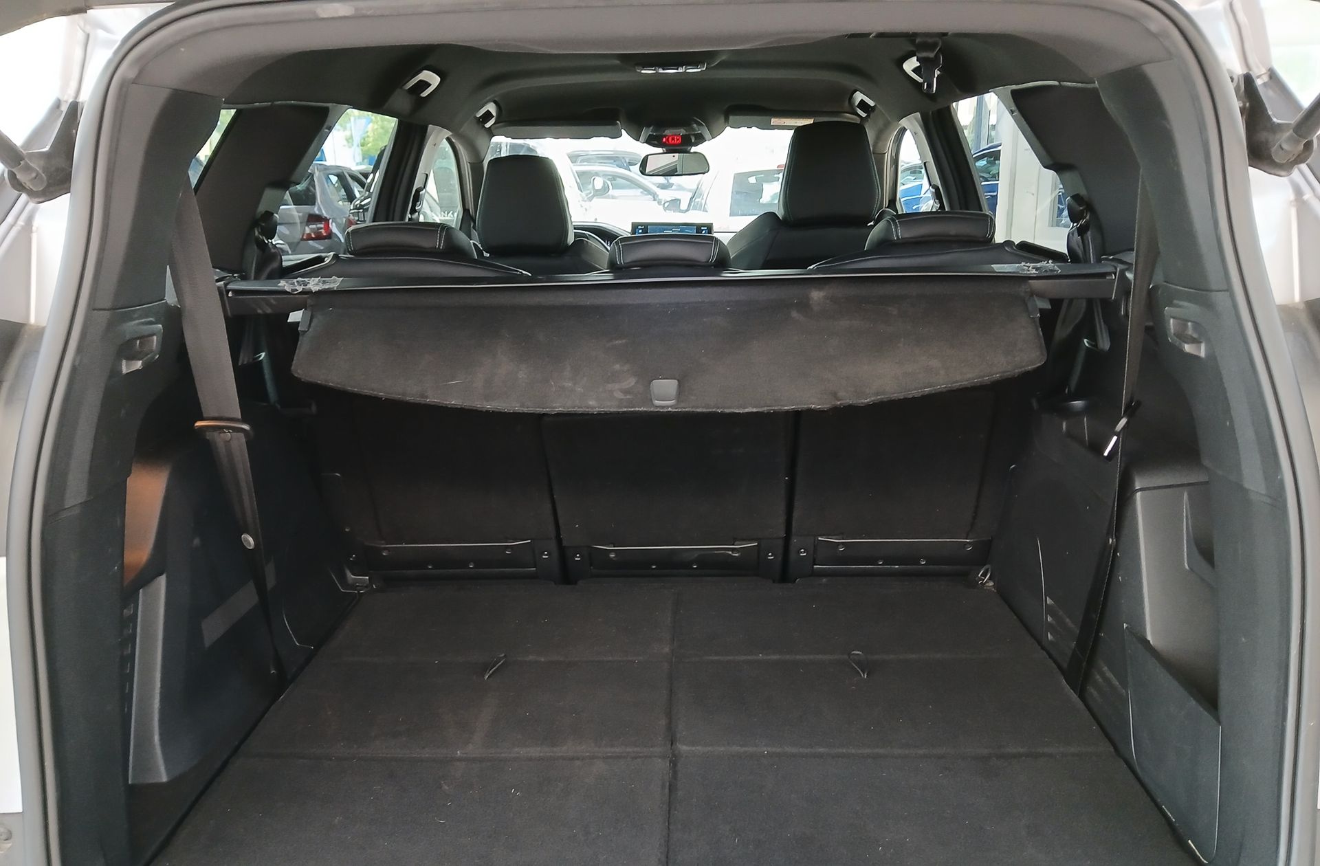 Peugeot 5008 PureTech 130 Allure Pack 7 plazas - foto 17