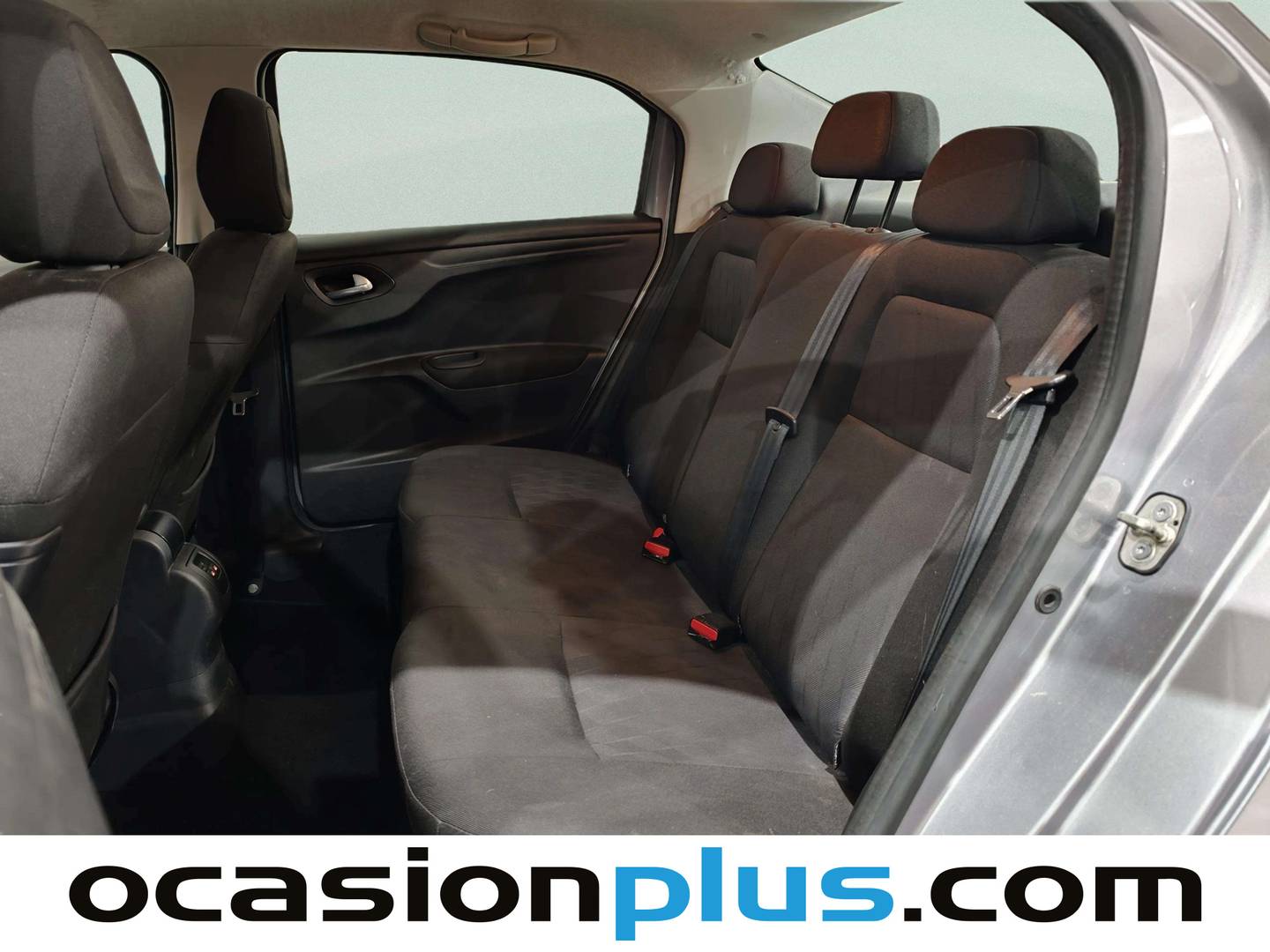 Foto Citroën C-Elysée Citroen C-Elysee BlueHDi 100 Shine (100 CV)