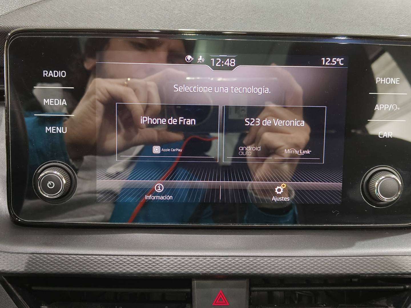 Foto Skoda Kamiq Skoda Kamiq 1.5 TSI 125 Aniversario (150 CV)