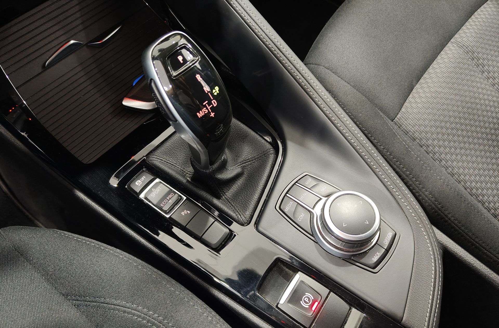 BMW X2 sDrive18d - foto 5