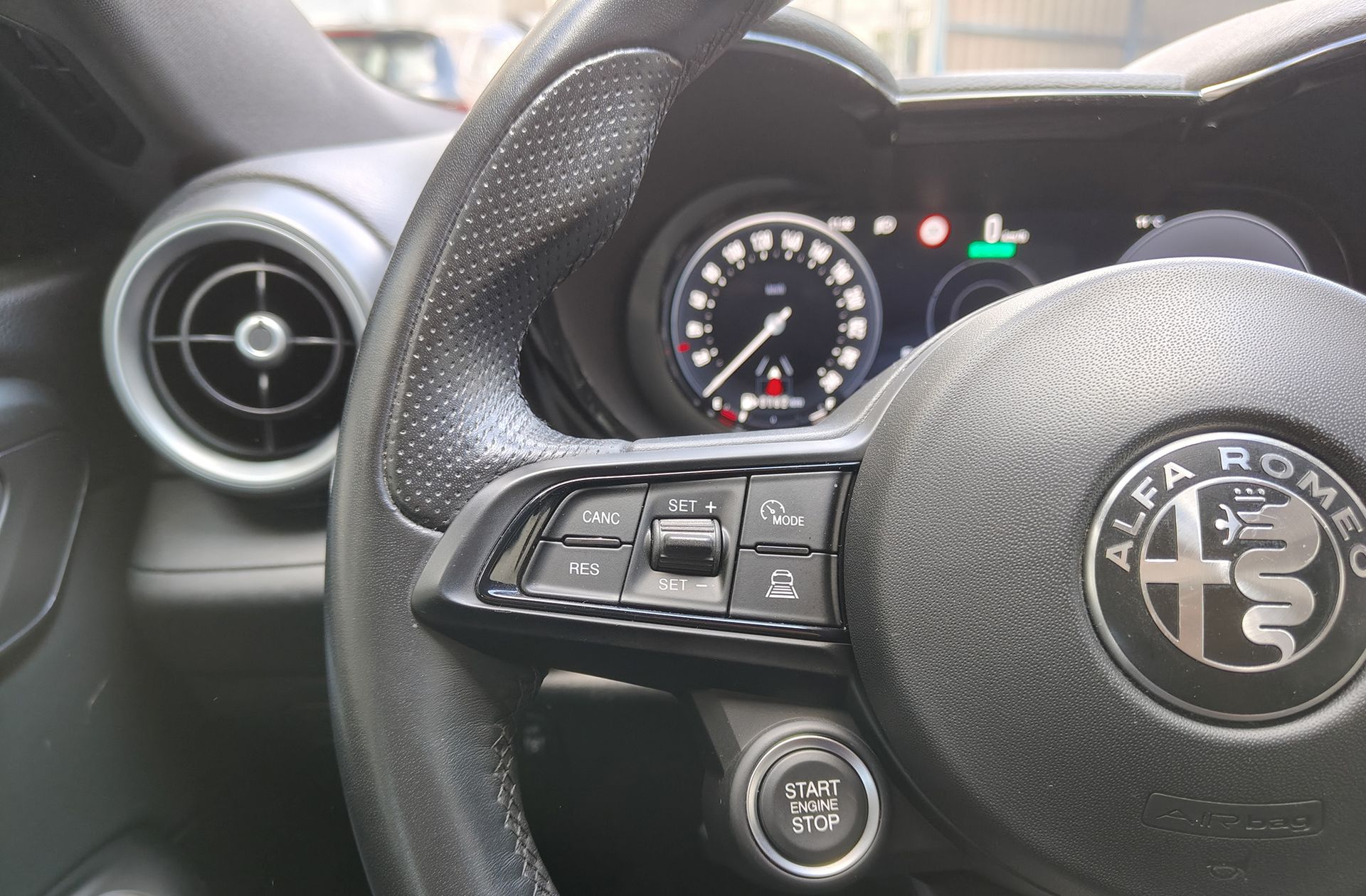 Alfa Romeo Tonale 1.5 MHEV Sprint FWD - foto 28