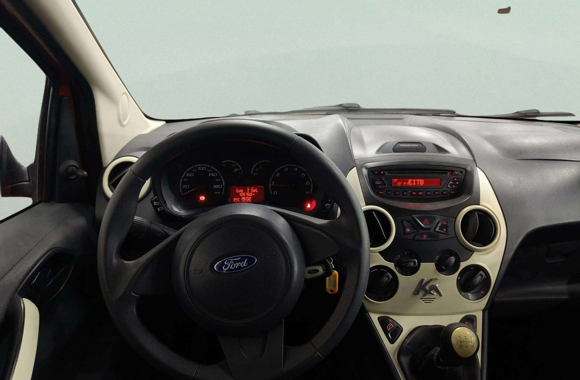 Ford Ka 1.2 Duratec Trend+ - foto 16