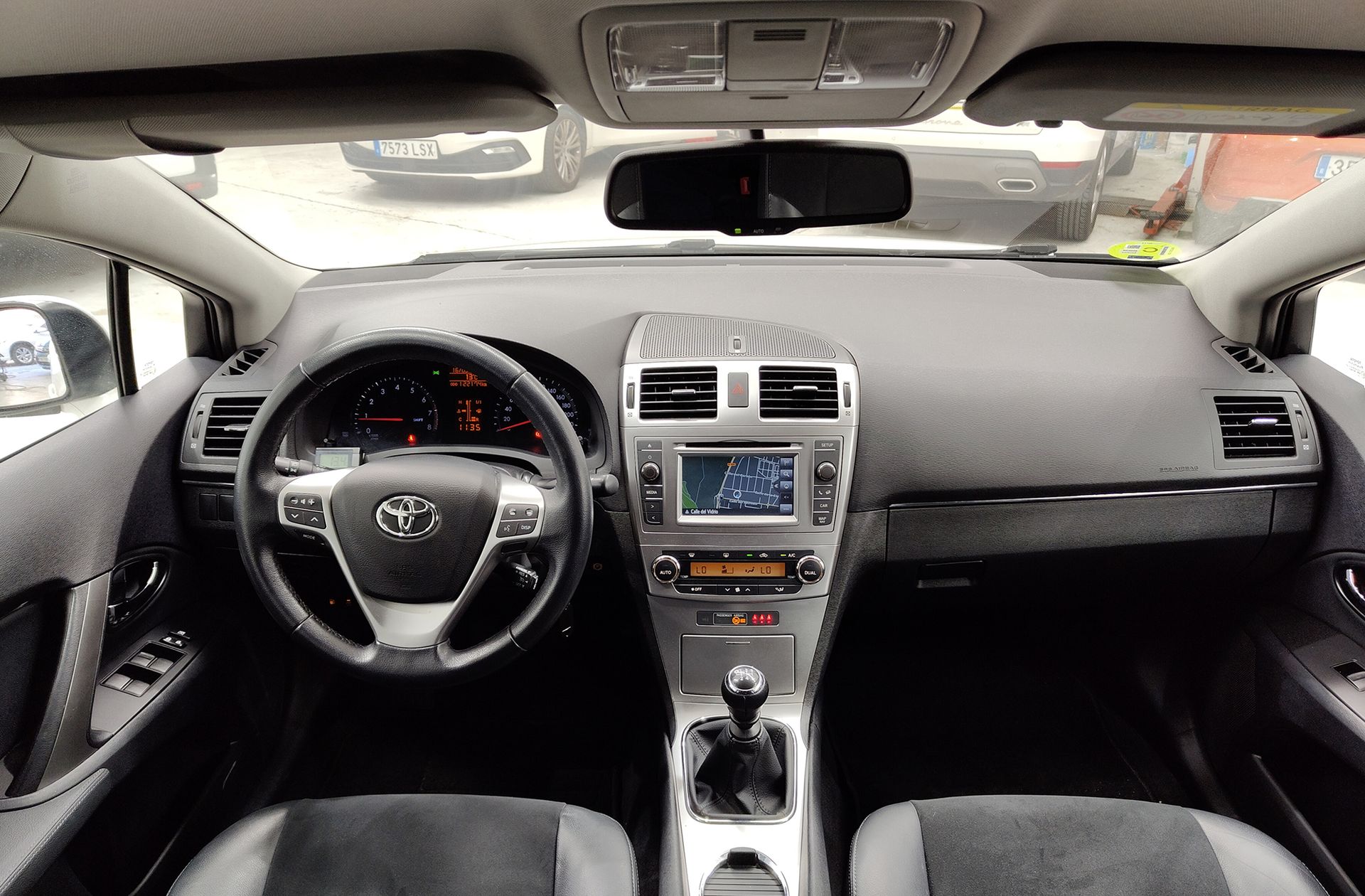 Toyota Avensis 140 Advance - foto 7