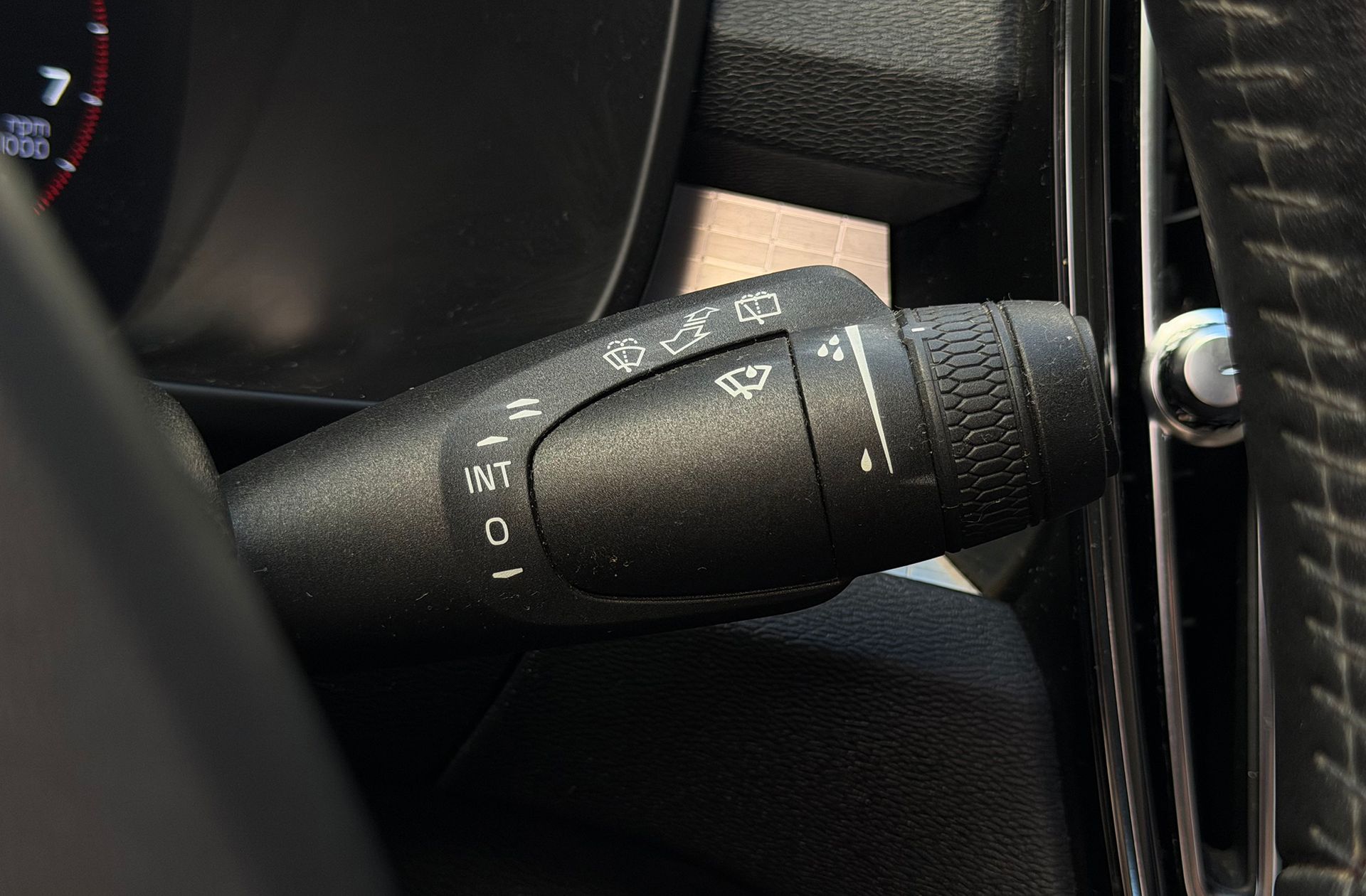 Volvo XC40 T4 Momentum - foto 26
