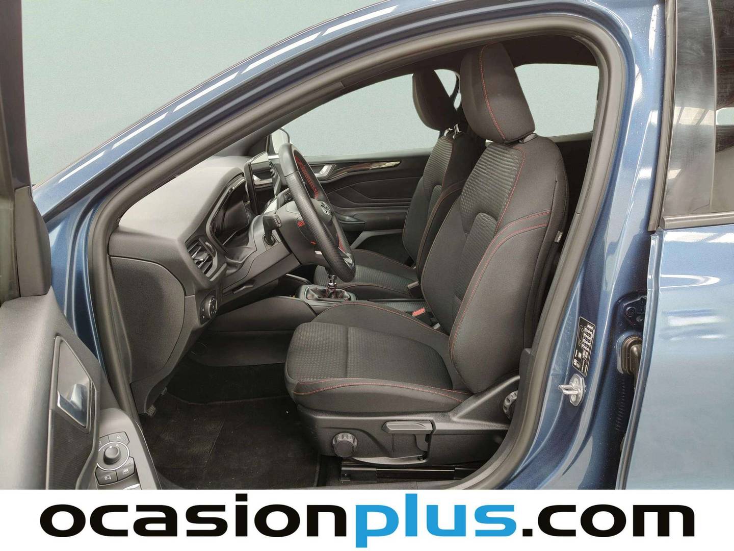 Foto asientos delanteros Ford Focus Ford Focus 1.0 Ecoboost MHEV ST-Line (155 CV)