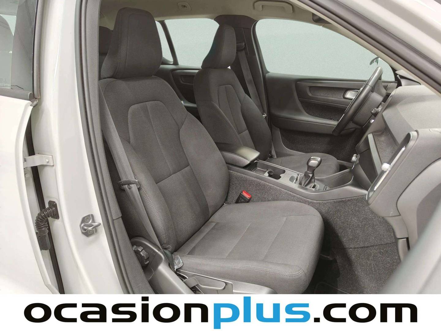 Volvo XC40 Volvo XC40 T2 Momentum Core (129 CV) manual