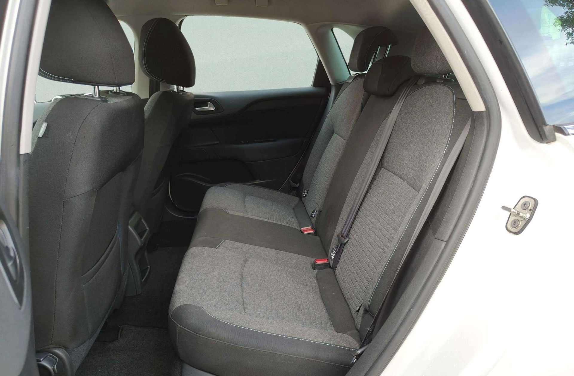 Citroën C4 1.2 PureTech Feel Edition - foto 12