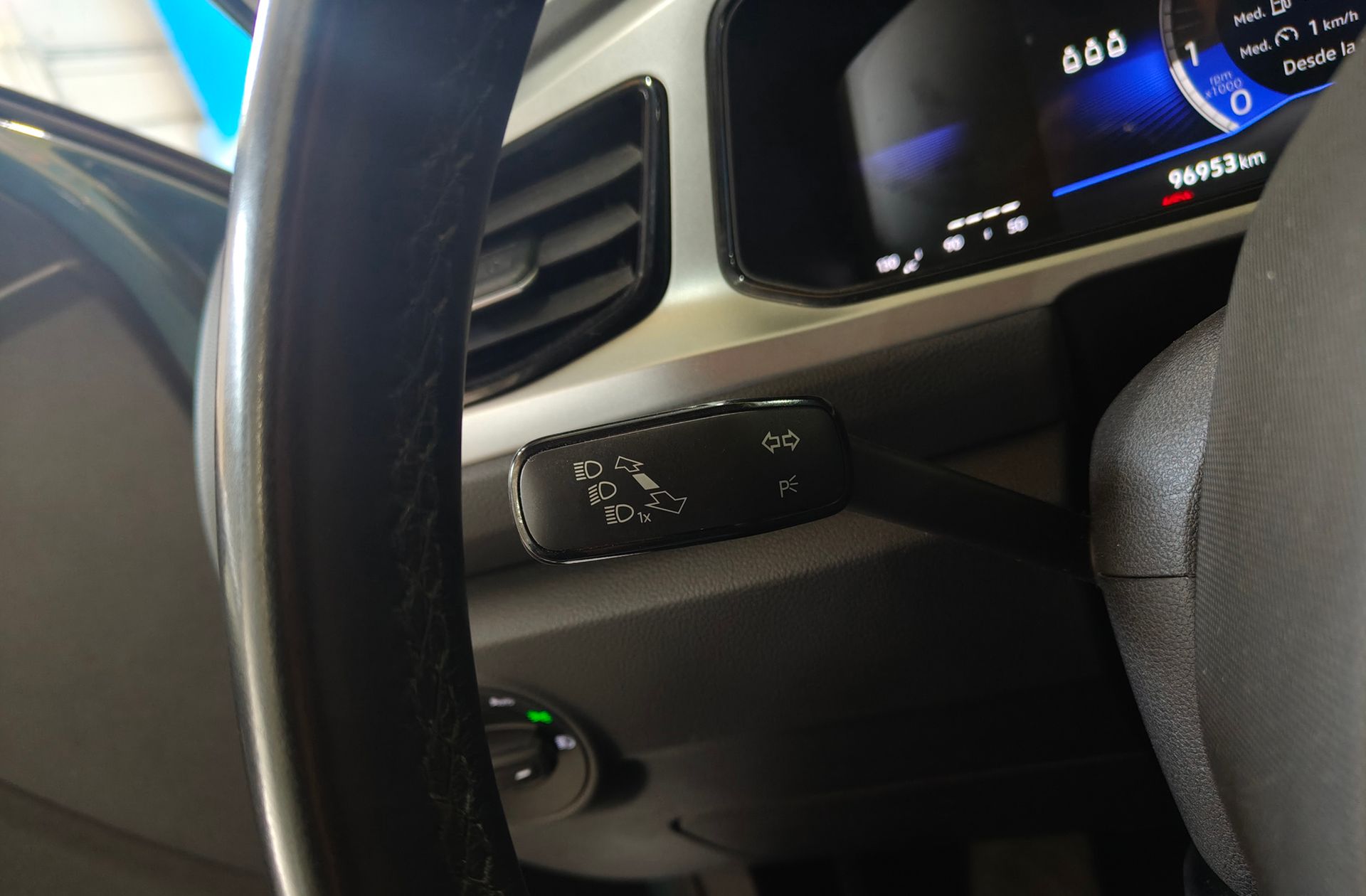 Volkswagen T-Roc Life 2.0 TDI - foto 24