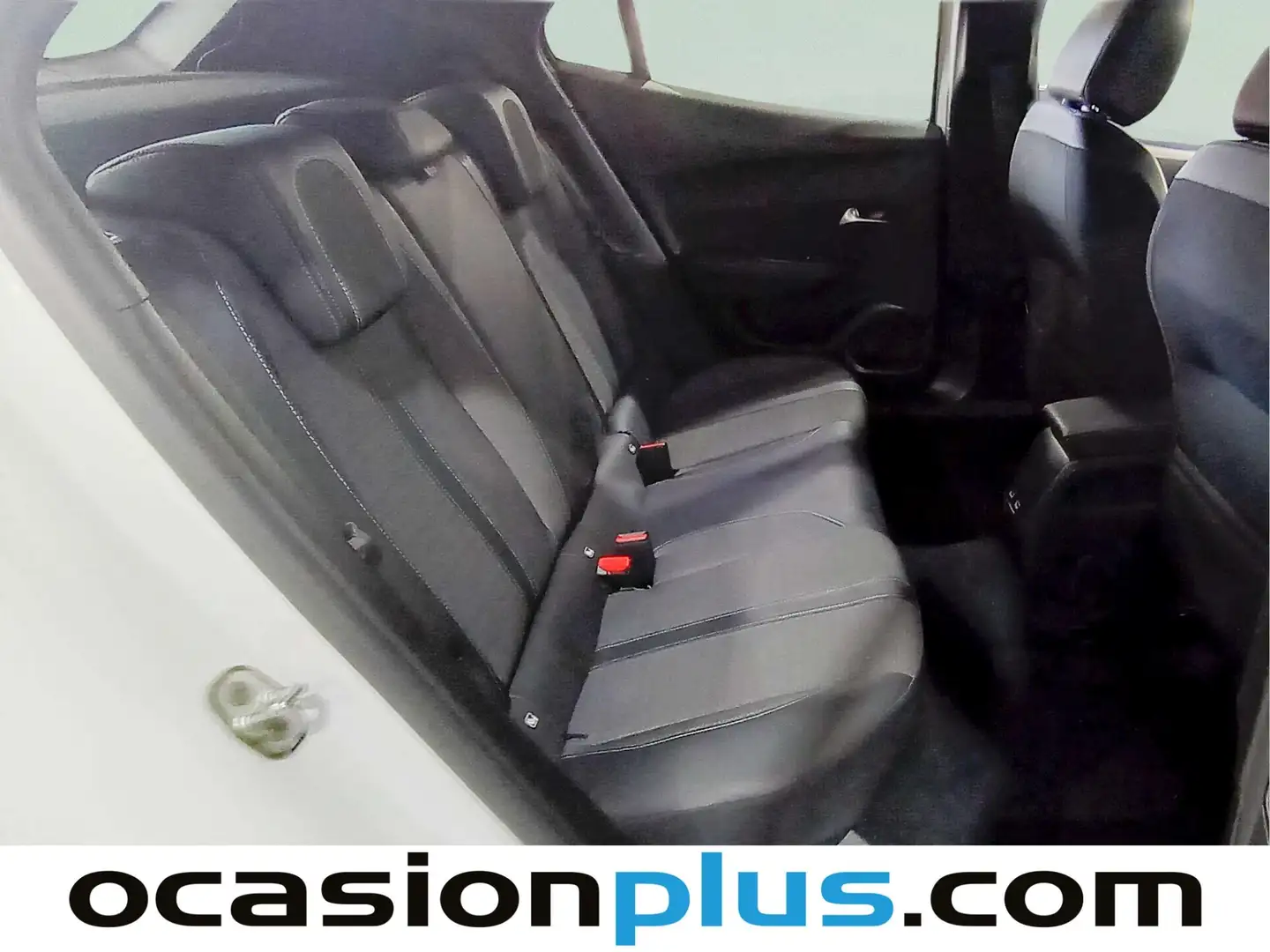 Foto Peugeot 2008 Peugeot 2008 PureTech 100 S&S Allure (100 CV)